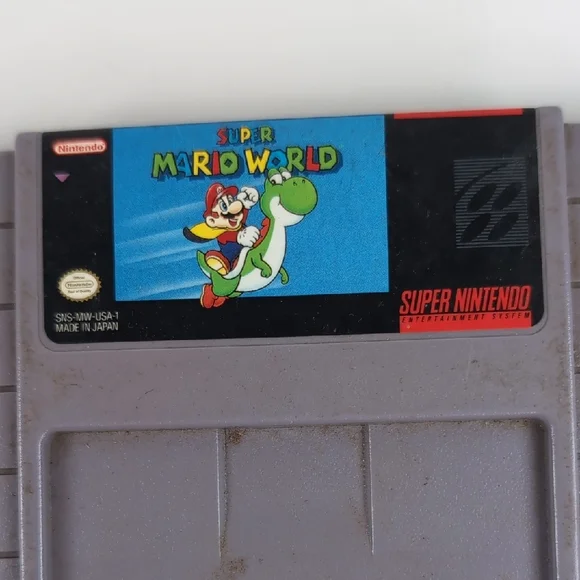 Nintendo Super Mario World SNES Cartridge - Gray and Blue - Picture 6 of 6